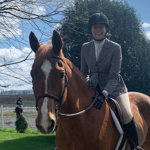 Meet your Posher, Lauren